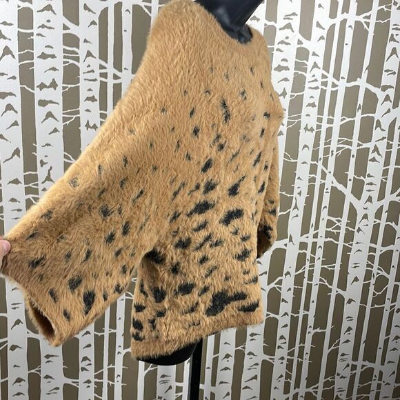 Unbranded Leopard Print Eyelash Knit Fuzzy Full Cropped Sleeve Sweater sz S - Picture 2 of 7